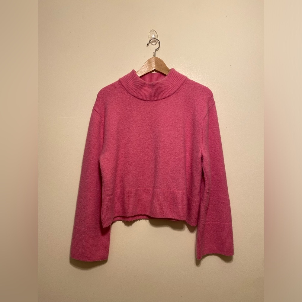 J. Crew Pink Cropped Mock Sweater. Size S . Style BV359